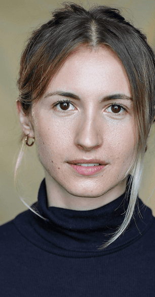 Interview with Zena Carswell — A Midsummer Night’s Dream at Iris Theatre